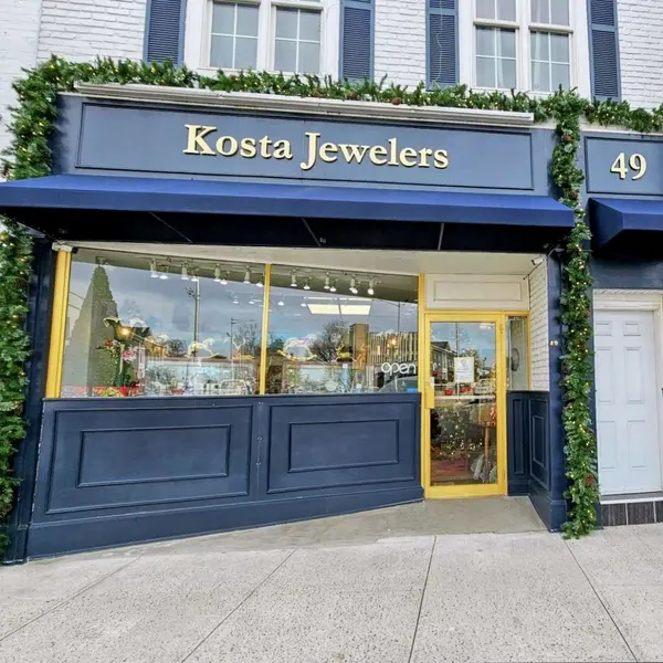 فروشگاه کاستا جویلرز در شماره ۴۹ وال استریت تا پایان فوریه ۲۰۲۶ بسته خواهد شد.