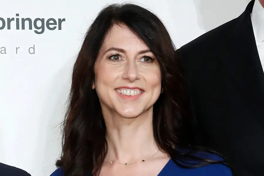 مکنزی اسکات در مراسم جایزه اکسِل اسپرینگر ۲۰۱۸ شرکت میکند