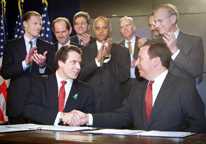 چرا لورنس سامرز در ابتدا این‌چنان مورد تقاضا بود؟