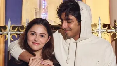 آهان پاندی فاش می‌کند که مخالفان زیادی بر سر راه او بوده‌اند؛ آنت پادا به یاد می‌آورد که او چگونه در «سایار» پشت او ایستاده بود: «نمی‌توانستم حتی تصور کنم...»