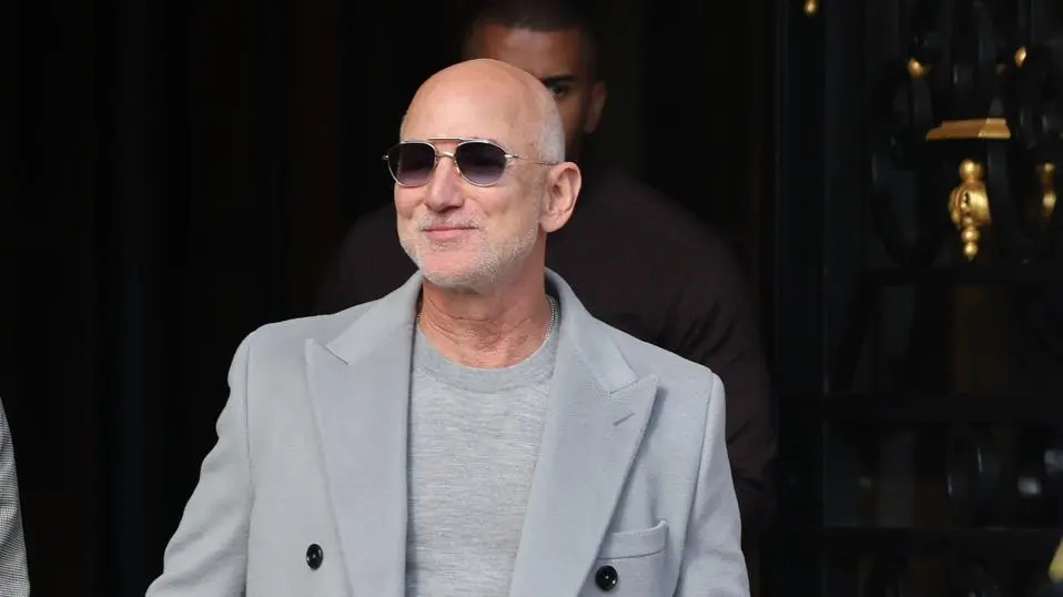 حضور افراد مشهور - هفته مد پاریس - لباس زنانه بهار/تابستان ۲۰۲۶ - روز ششم