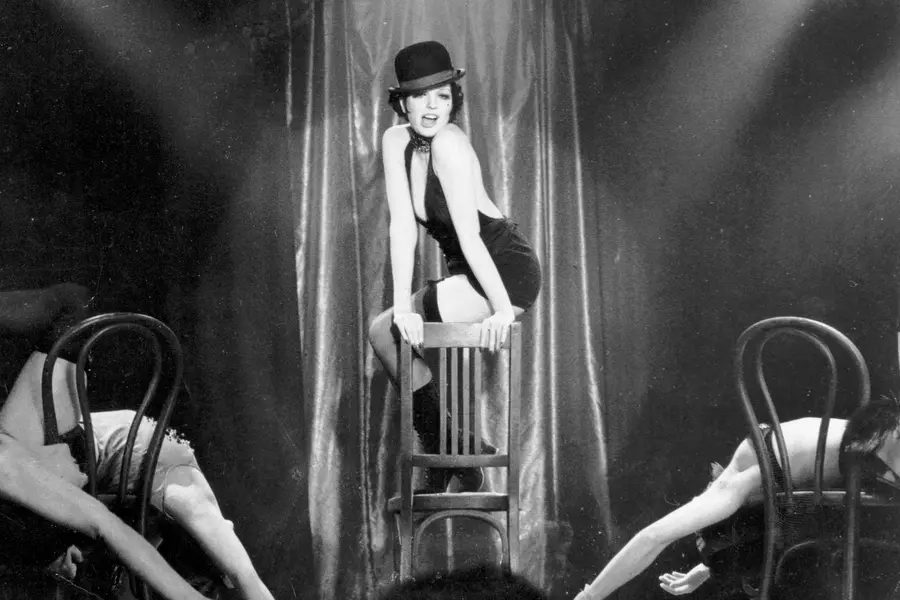 لیزا مینیلی در کاباره