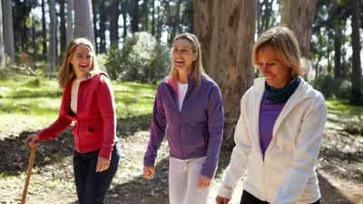 نه ۱۰,۰۰۰ قدم؛ این تعداد قدم روزانه به تأخیر علائم آلزایمر کمک میکند