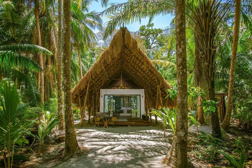 خانه استوایی در اقامتگاه لوکس ایسلا پالنکه